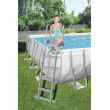 Super pour les petits et les grands ! L'échelle est vendue avec votre Piscine hors sol BESTWAY