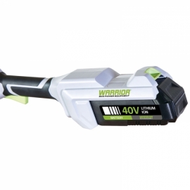 Débroussailleuse avec tete interchangeable pour coupe bordure Warrior.